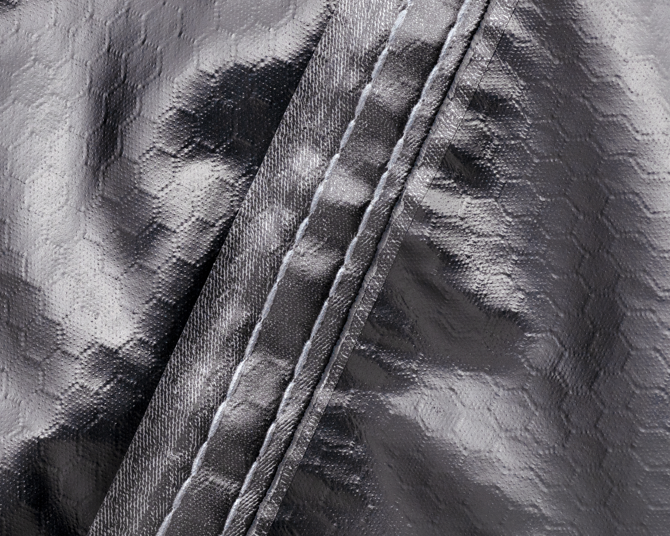 Grillschutzhülle mit verklebten Nähten theBBQshop.de